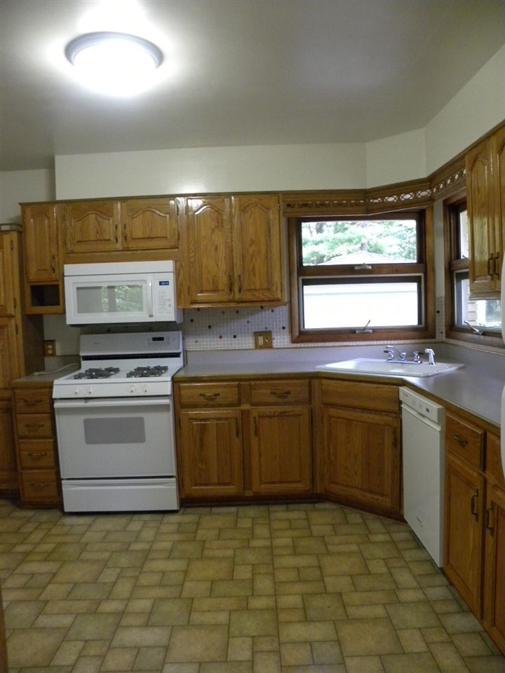 56352 Orchid Road South Bend, IN 46619 - Photo 5 of 32 Gallery Image 5