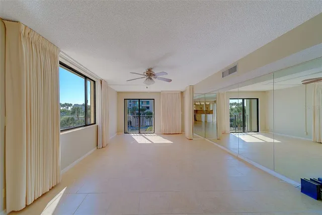 $879,000 | 1480 Gulf Boulevard, Unit 201, Clearwater Beach, FL 33767