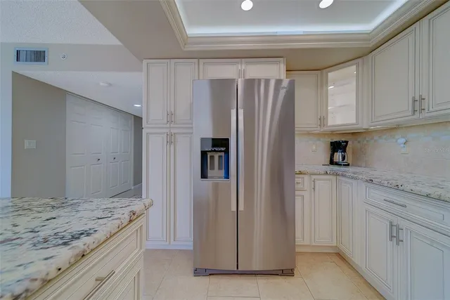 $879,000 | 1480 Gulf Boulevard, Unit 201, Clearwater Beach, FL 33767