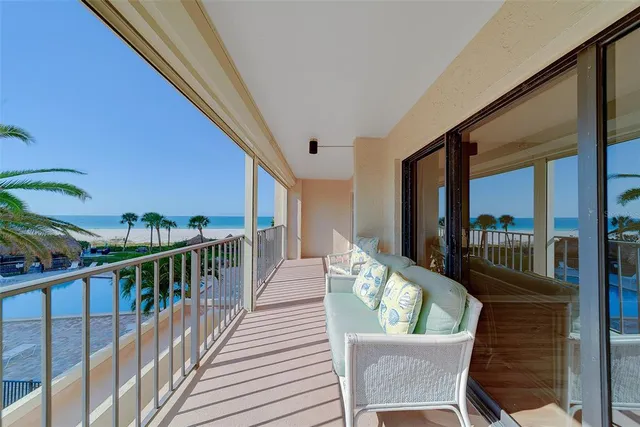 $879,000 | 1480 Gulf Boulevard, Unit 201, Clearwater Beach, FL 33767