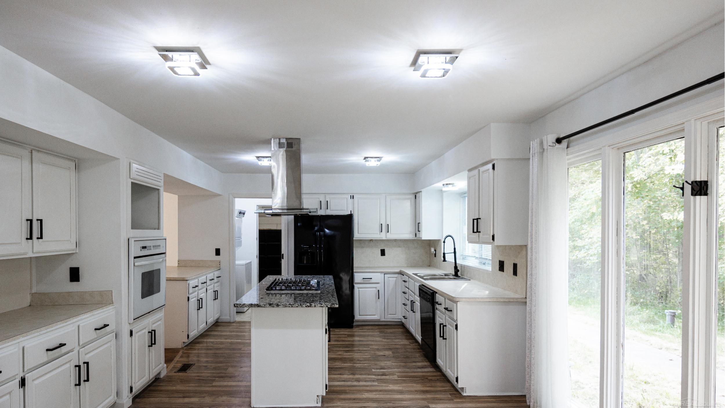 9202 Crawford Road Columbus, MI 48063 - Photo 14 of 63