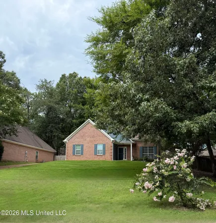 $284,000 | 5881 Morganton Drive, Olive Branch, MS 38654