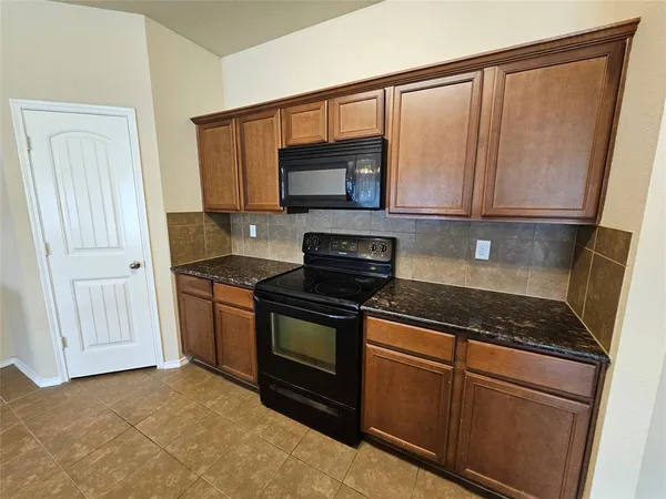 $2,099 | 2024 Sage Brush Drive, Forney, TX 75126