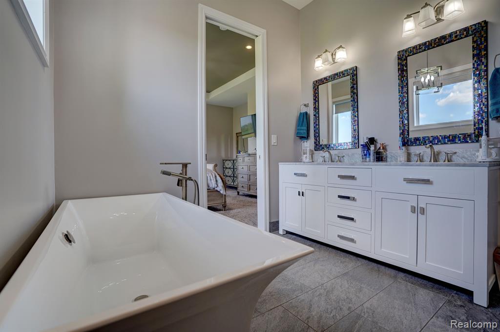 7303 Perry Road Grand Blanc, MI 48439 - Photo 16 of 37
