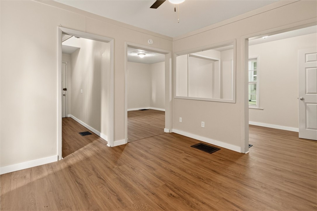 344 Tremont Street Rochester, NY 14608 - Photo 14 of 37