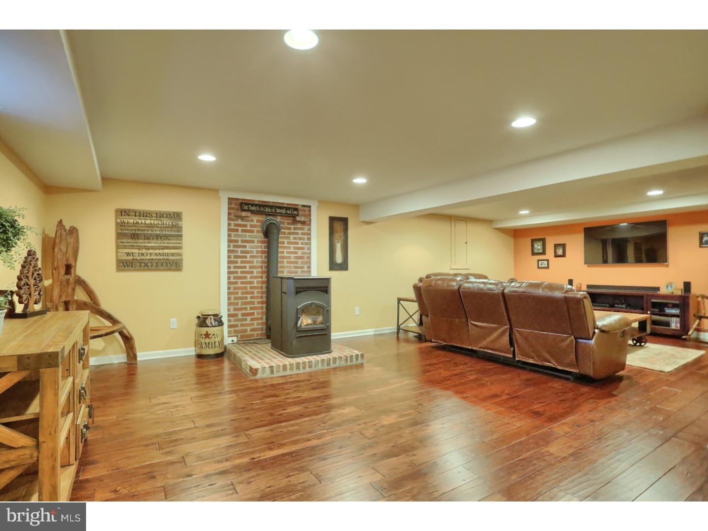 1367 Rake Road Mohrsville, PA 19541 - Photo 15 of 25 Gallery Image 15