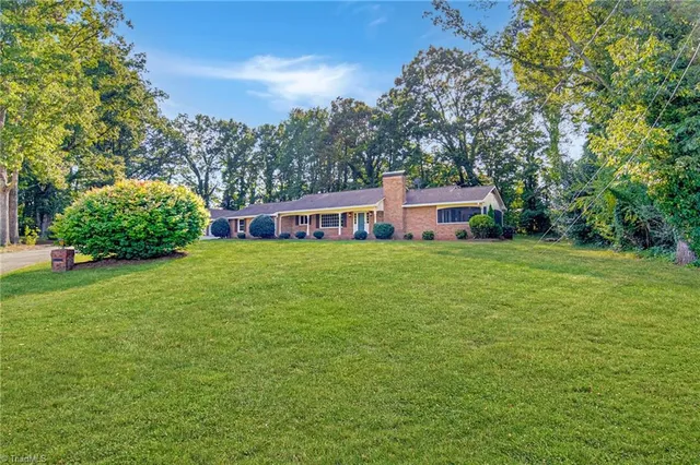 $389,900 | 122 Pine Street, King, NC 27021