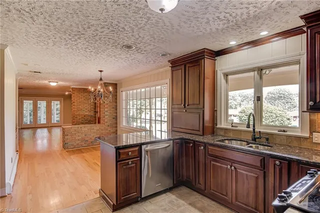 $389,900 | 122 Pine Street, King, NC 27021