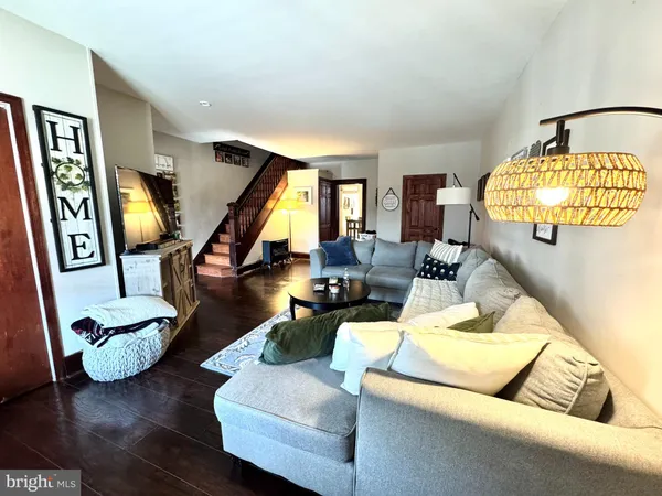 $2,400 | 425 Juniper Street, Quakertown, PA 18951