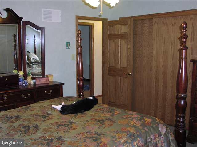 2015 Valley Road Enola, PA 17025 - Photo 8 of 12 Gallery Image 8