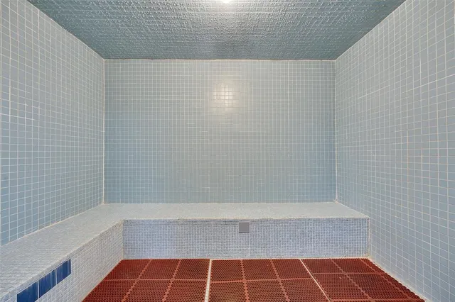 a bathroom with a bathtub