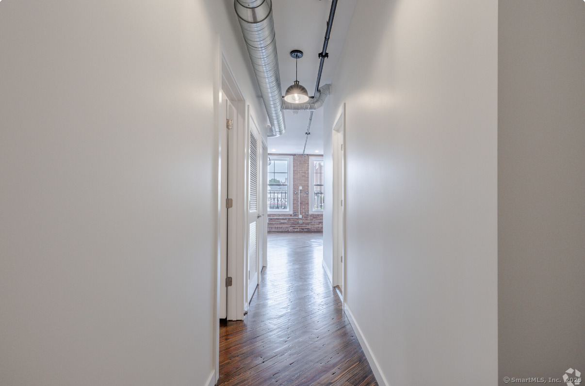 424 Main Street, Unit D Middletown, CT 06457 - Photo 4 of 9