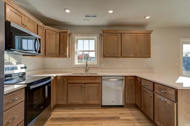 $284,000 | 1840 Field View, Ferdinand, IN 47532