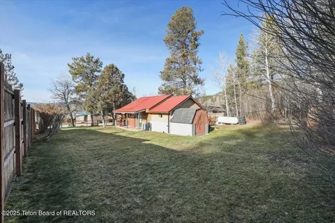 $325,000 | 16 Foothill Boulevard, Alpine, WY 83128