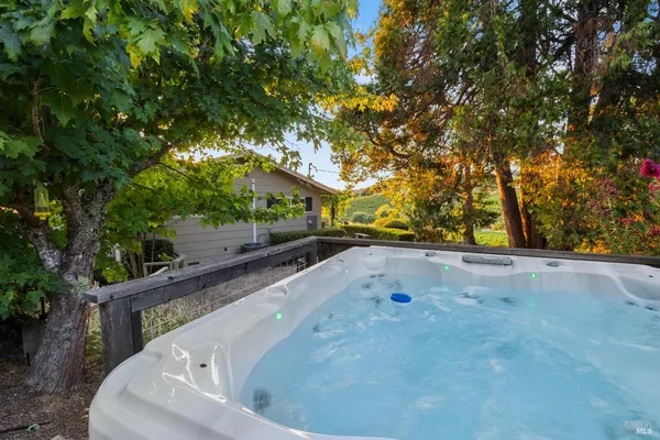 $1,695,000 | 1389 Canyon Road, Geyserville, CA 95441