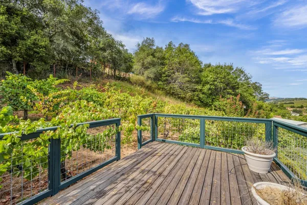 $1,695,000 | 1389 Canyon Road, Geyserville, CA 95441