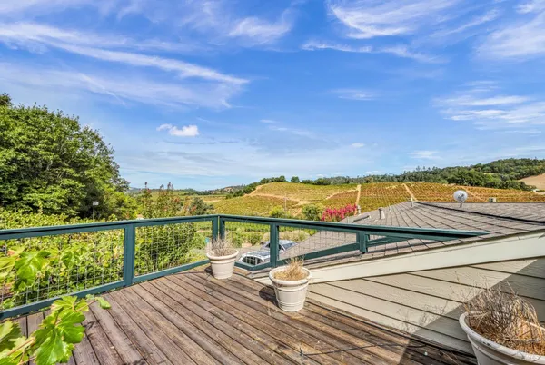 $1,695,000 | 1389 Canyon Road, Geyserville, CA 95441