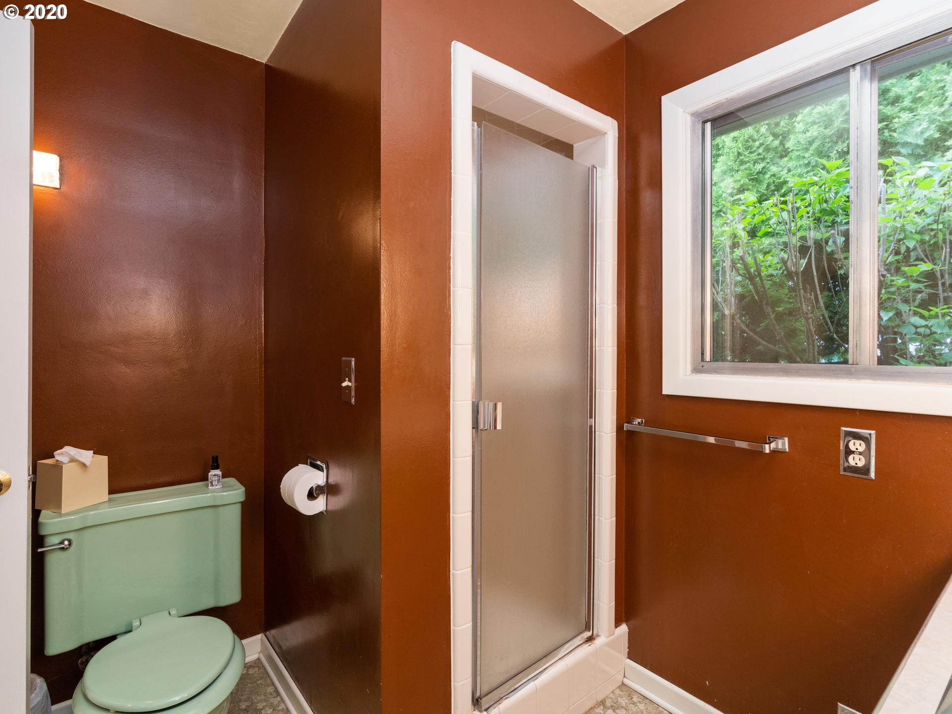 8311 Southwest Barnes Road Portland, OR 97225 - Photo 15 of 32 Gallery Image 15