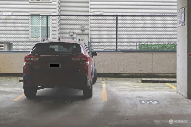 $280,000 | 300 10th Avenue, Unit B105, Seattle, WA 98122