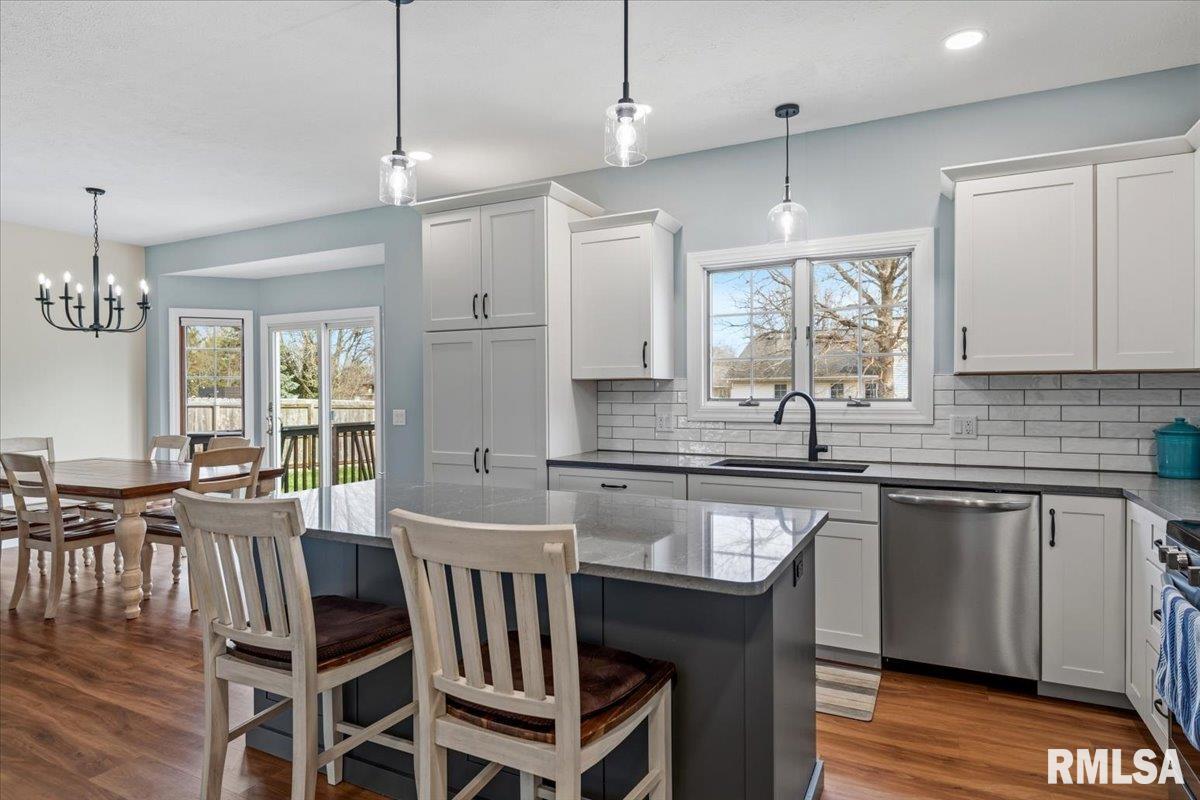 3608 Wittington Court Springfield, IL 62704 - Photo 15 of 47