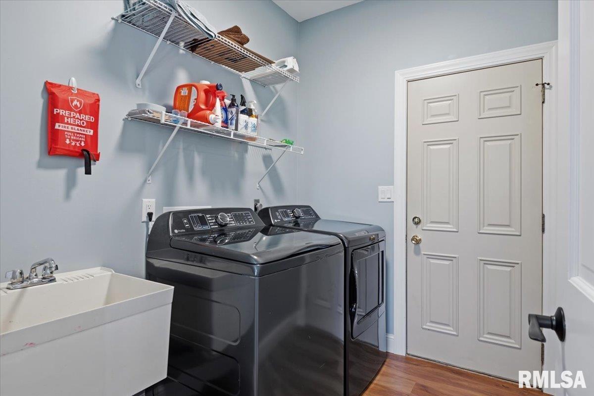 3608 Wittington Court Springfield, IL 62704 - Photo 17 of 47
