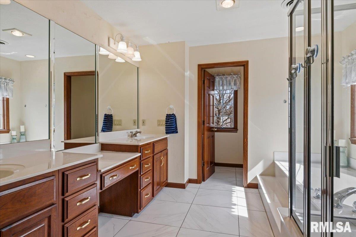 3608 Wittington Court Springfield, IL 62704 - Photo 30 of 47