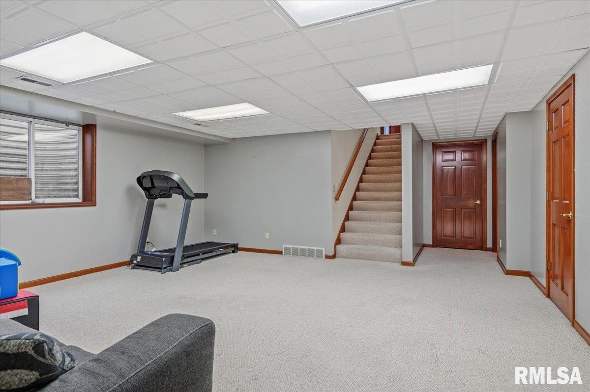 3608 Wittington Court Springfield, IL 62704 - Photo 37 of 47