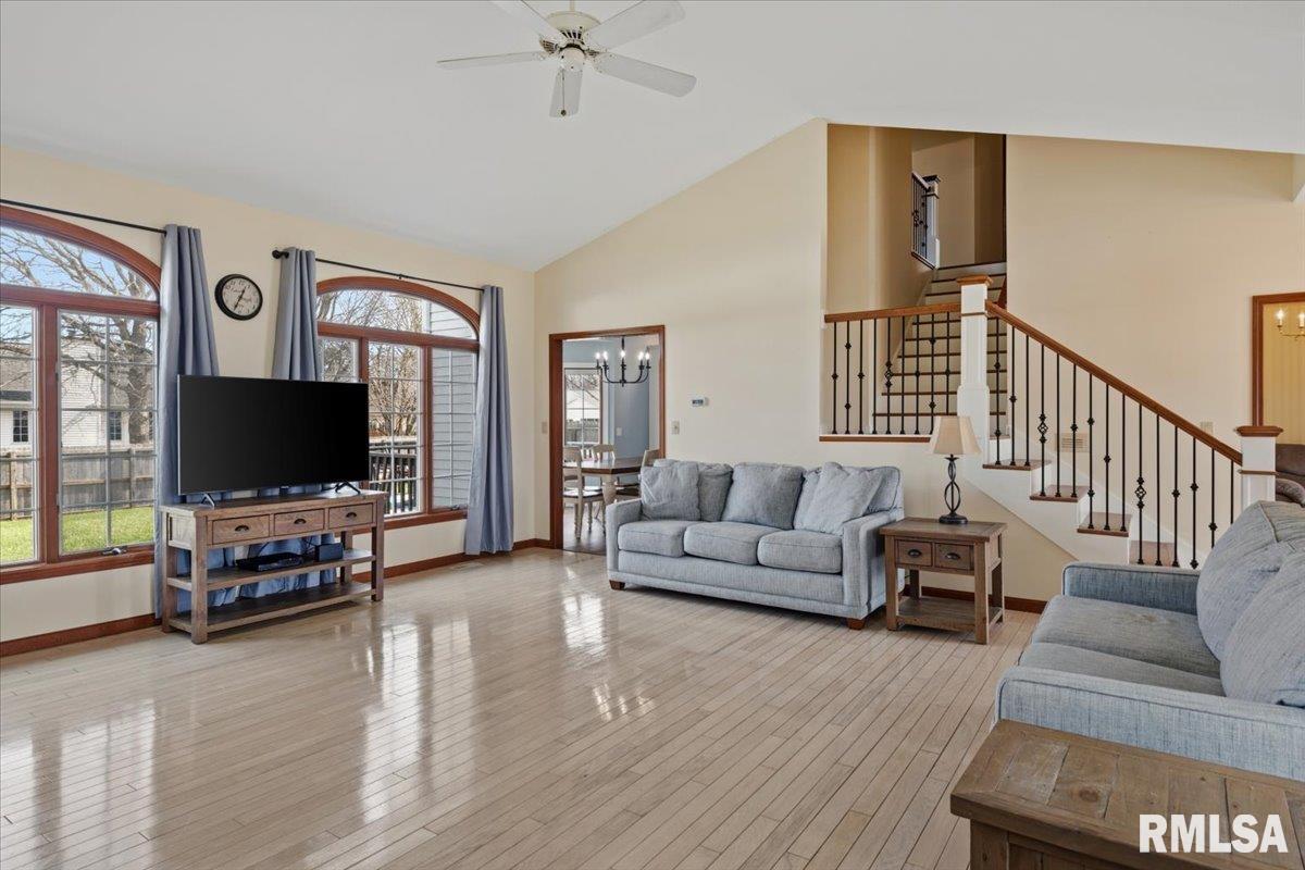 3608 Wittington Court Springfield, IL 62704 - Photo 7 of 47