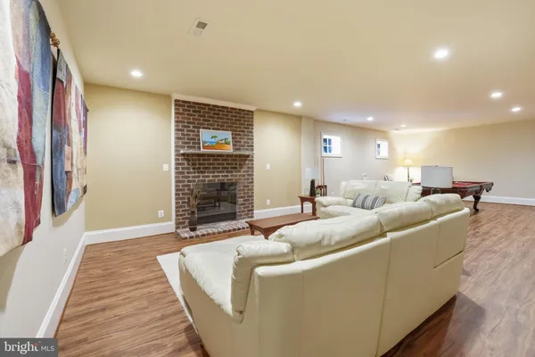 $1,700,000 | 9874 Palace Green Way, Vienna, VA 22181