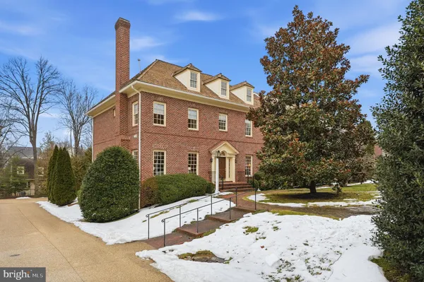$1,700,000 | 9874 Palace Green Way, Vienna, VA 22181