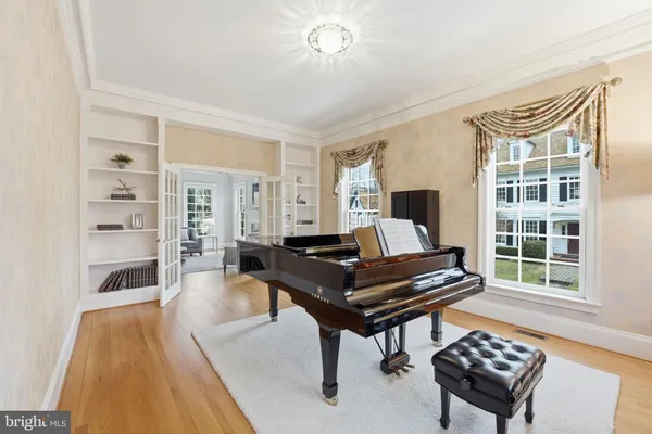 $1,700,000 | 9874 Palace Green Way, Vienna, VA 22181