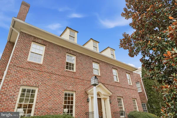 $1,700,000 | 9874 Palace Green Way, Vienna, VA 22181