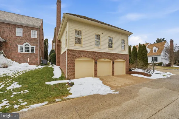 $1,700,000 | 9874 Palace Green Way, Vienna, VA 22181