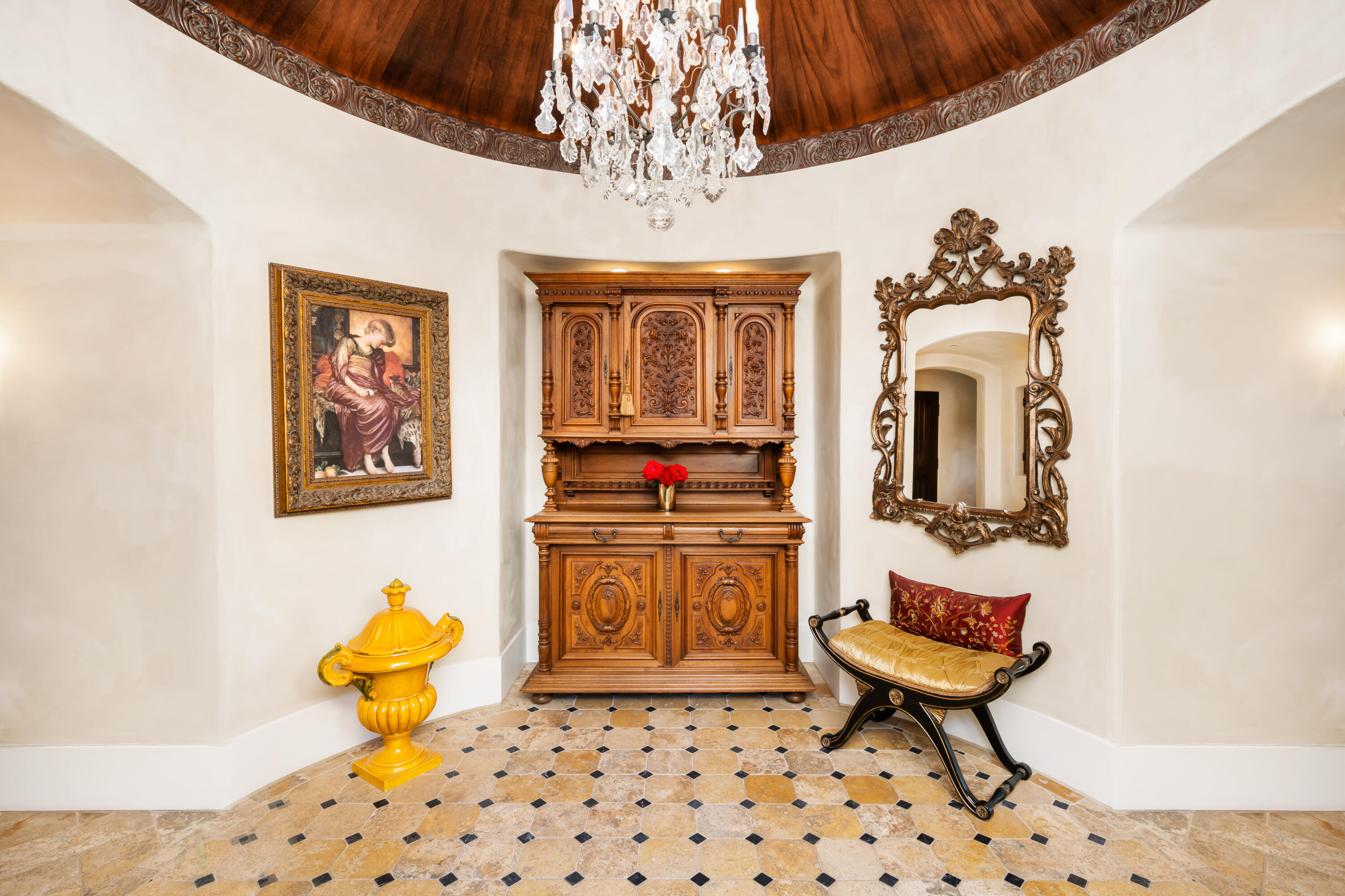 2226 Gibraltar Road Santa Barbara, CA 93103 - Photo 2 of 41 Foyer