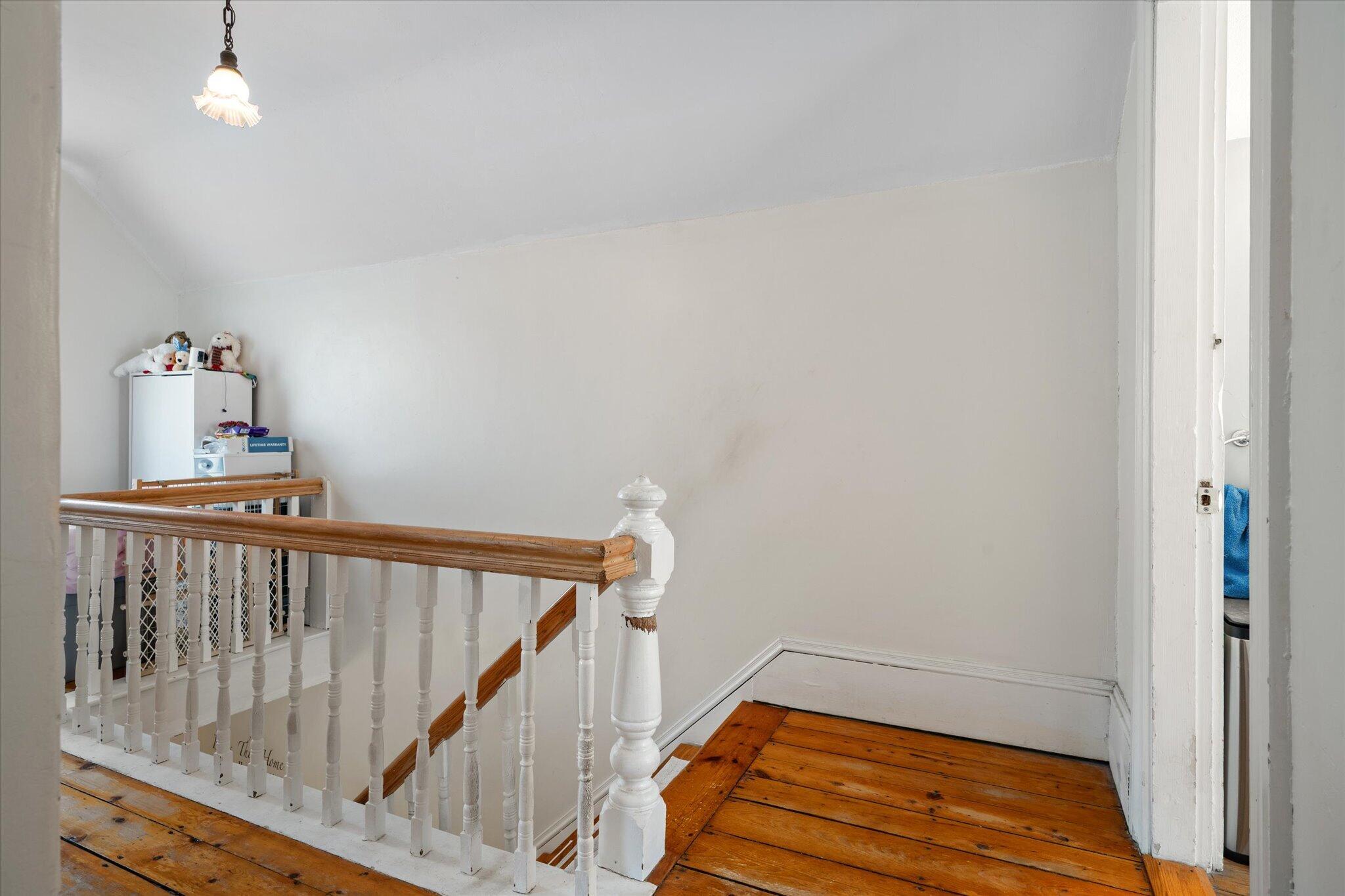 342 Grove Street Bangor, ME 04401 - Photo 17 of 35 18-2nd Floor Hall