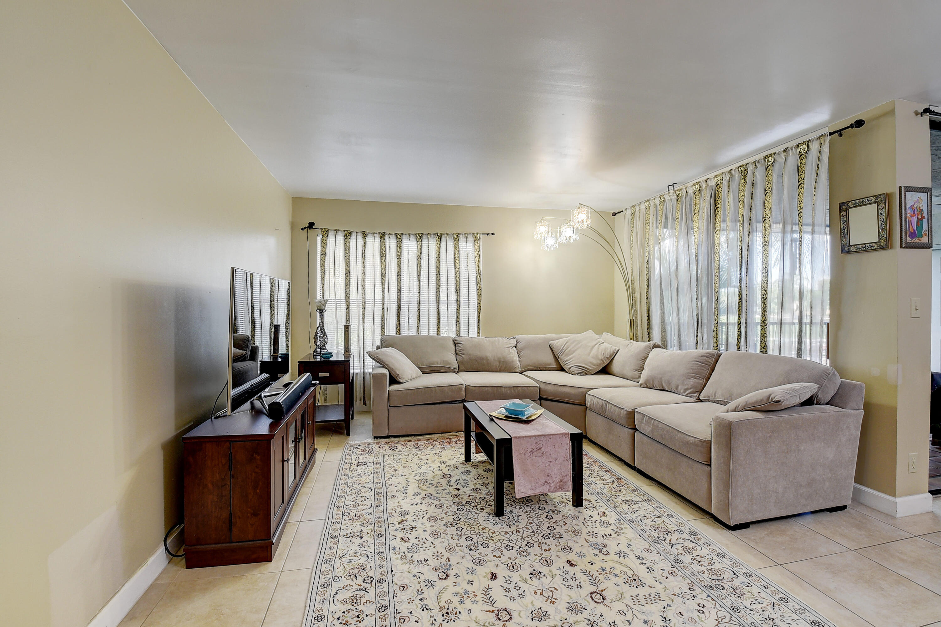 8541 Boca Glades Boulevard West, Unit F Boca Raton, FL 33434 - Photo 7 of 29 DSC_4579_80_81_82_83