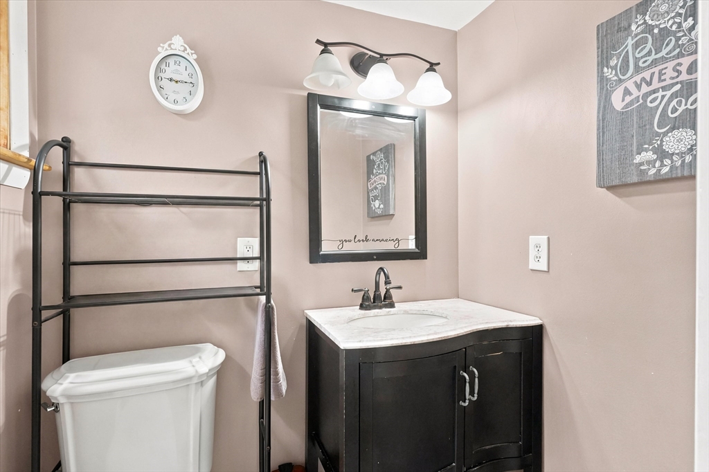 15 Burdett Road Lynn, MA 01904 - Photo 20 of 40
