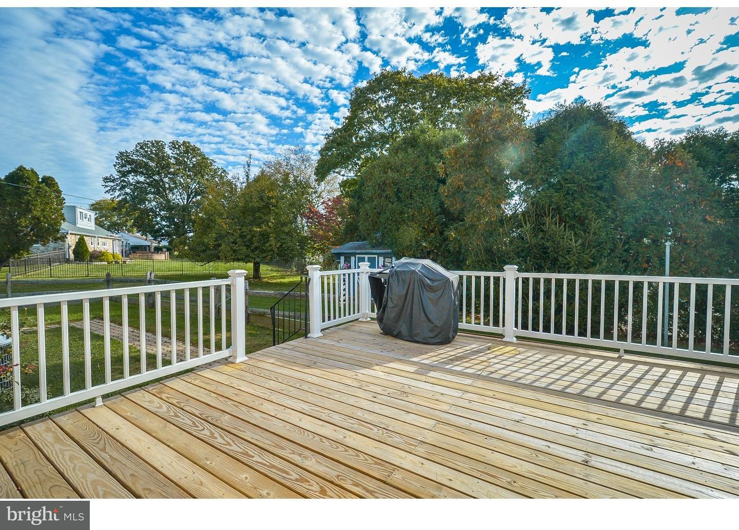 2057 Kent Road Huntingdon Valley, PA 19006 - Photo 21 of 25 Deck