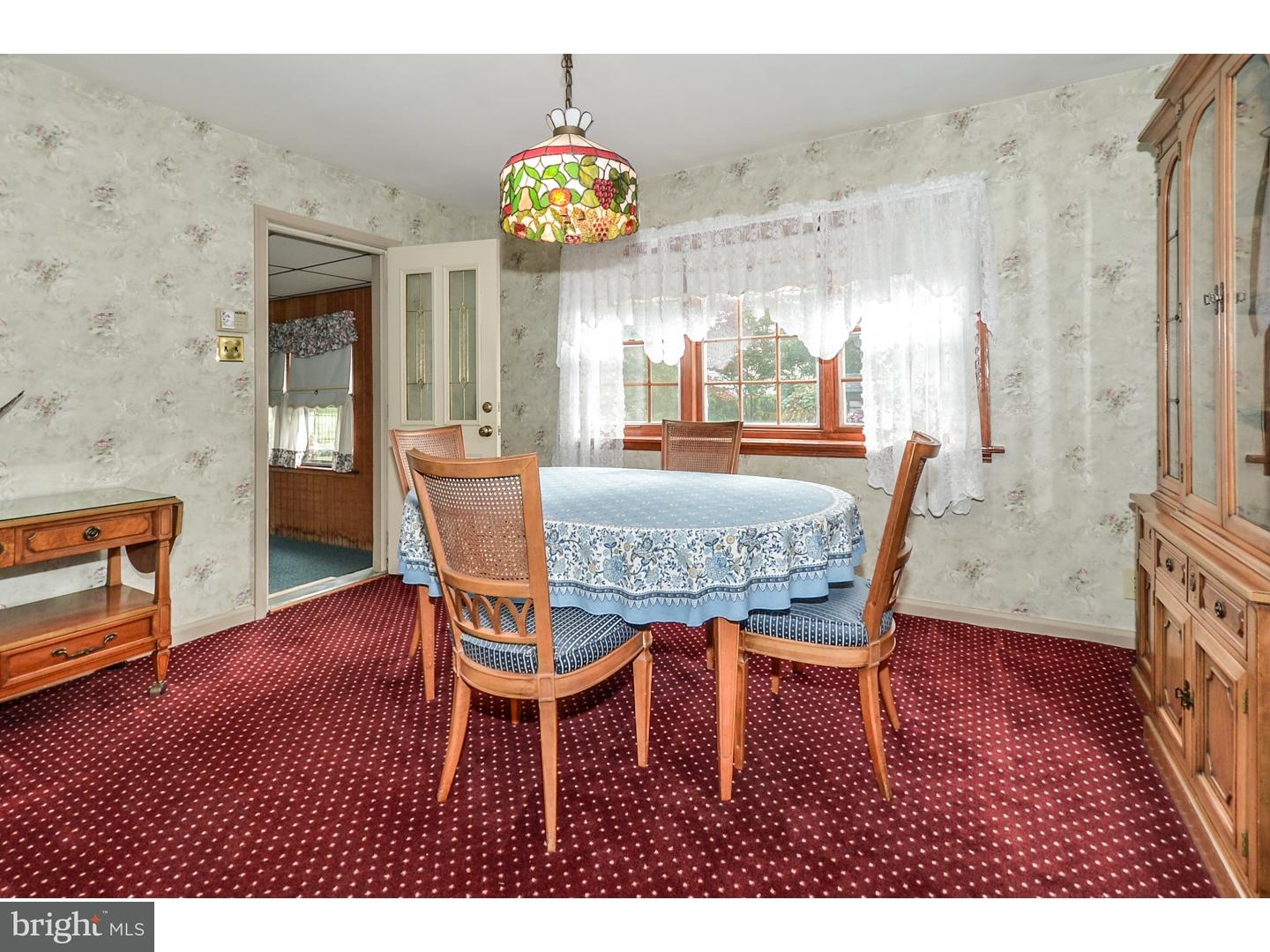 2057 Kent Road Huntingdon Valley, PA 19006 - Photo 7 of 25 Dining Room