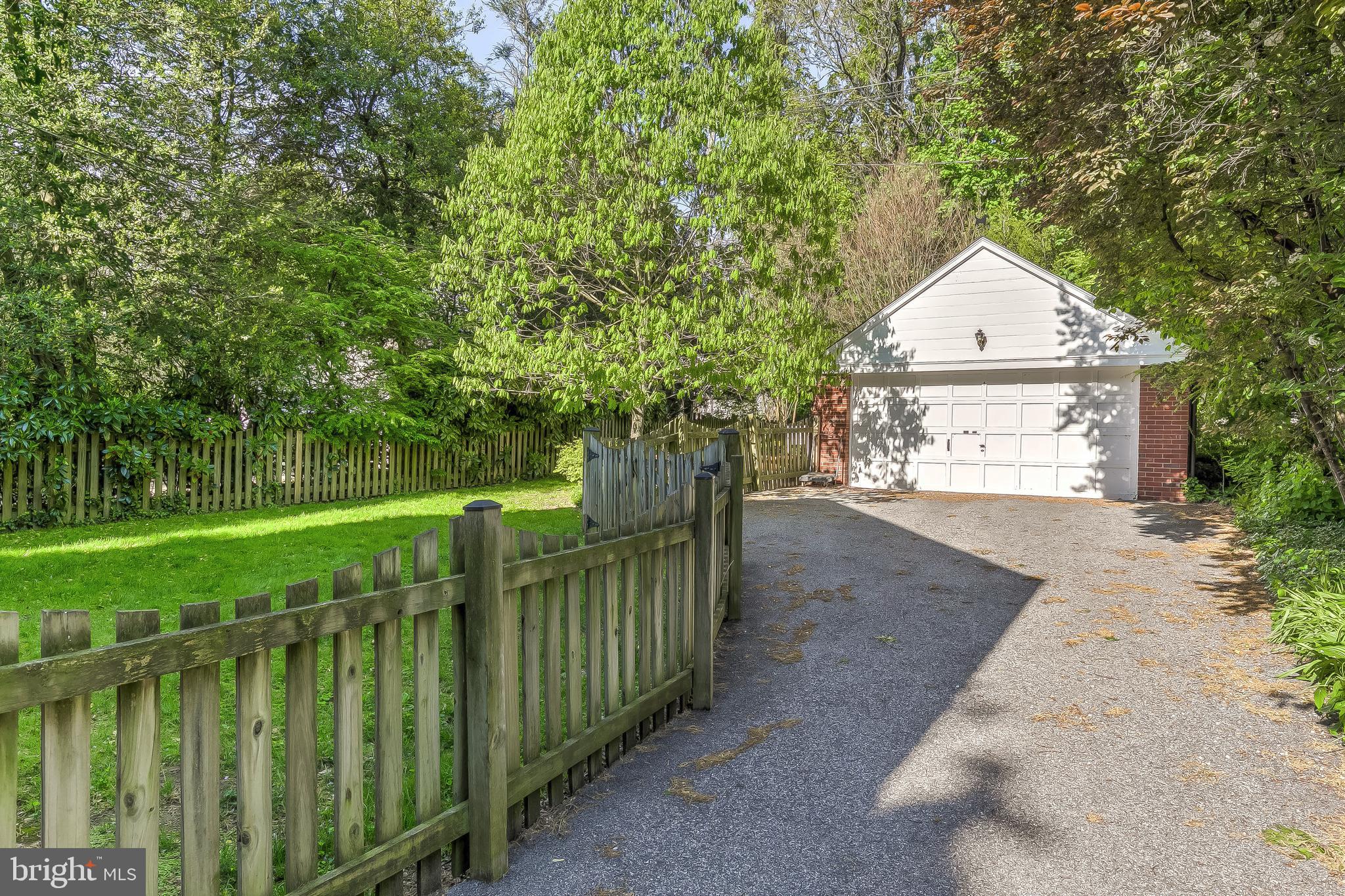 5704 Kenmore Road Baltimore, MD 21210 - Photo 25 of 30 a view of a entrance gate of a house