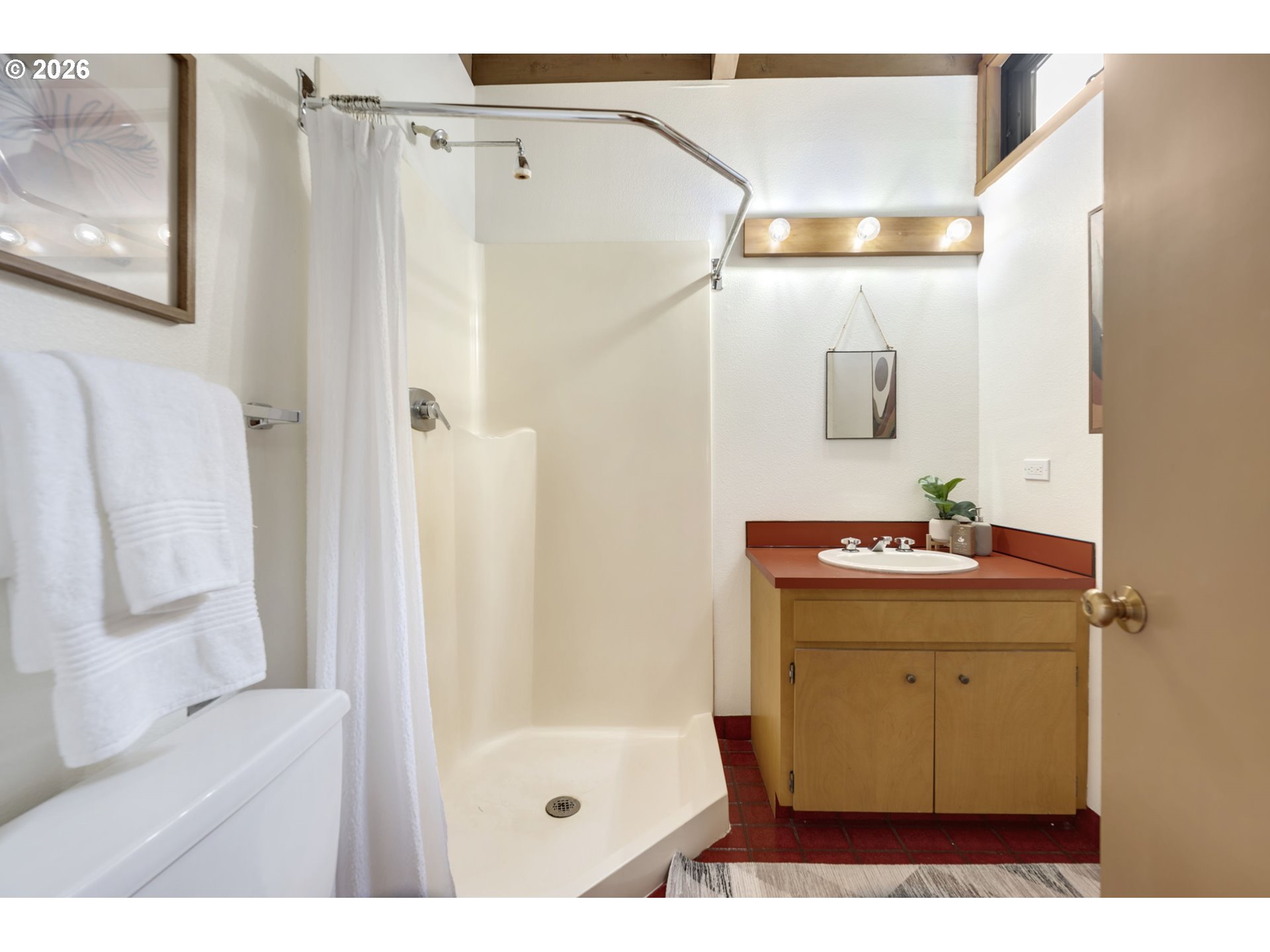 21281 South Sweetbriar Road West Linn, OR 97068 - Photo 26 of 47 Bathroom