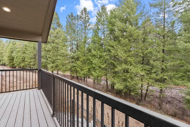 $499,000 | 826 Thomas Lane, Newport, WA 99156