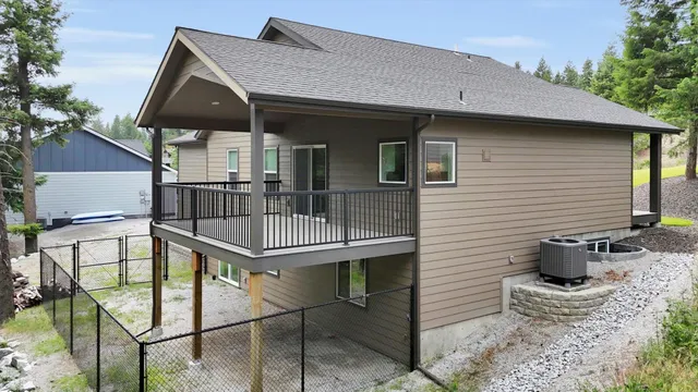 $499,000 | 826 Thomas Lane, Newport, WA 99156