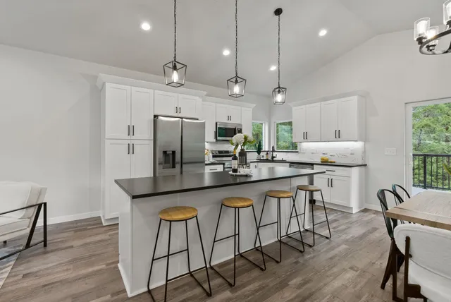 $499,000 | 826 Thomas Lane, Newport, WA 99156