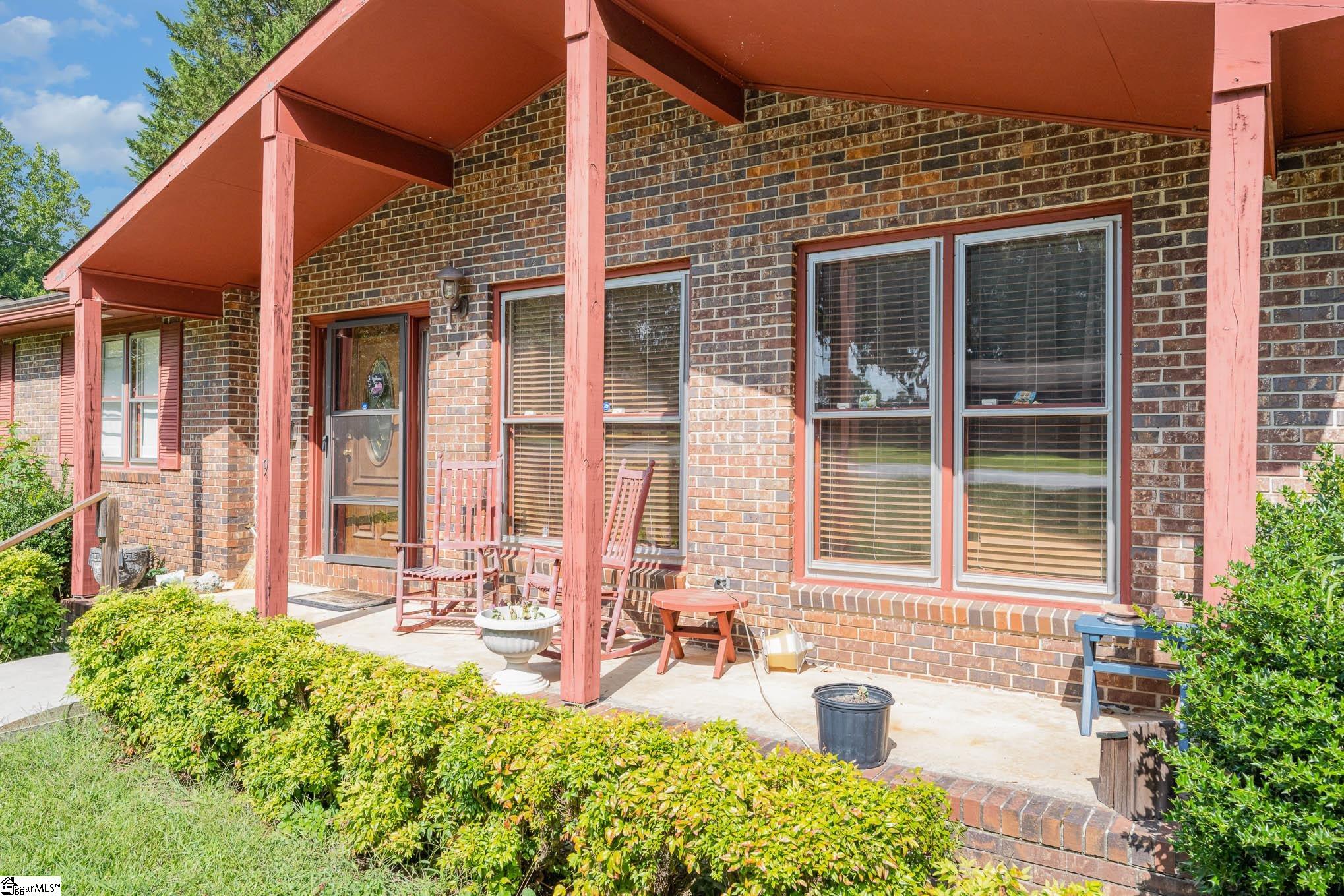9 McKay Road Honea Path, SC 29654 - Photo 4 of 32