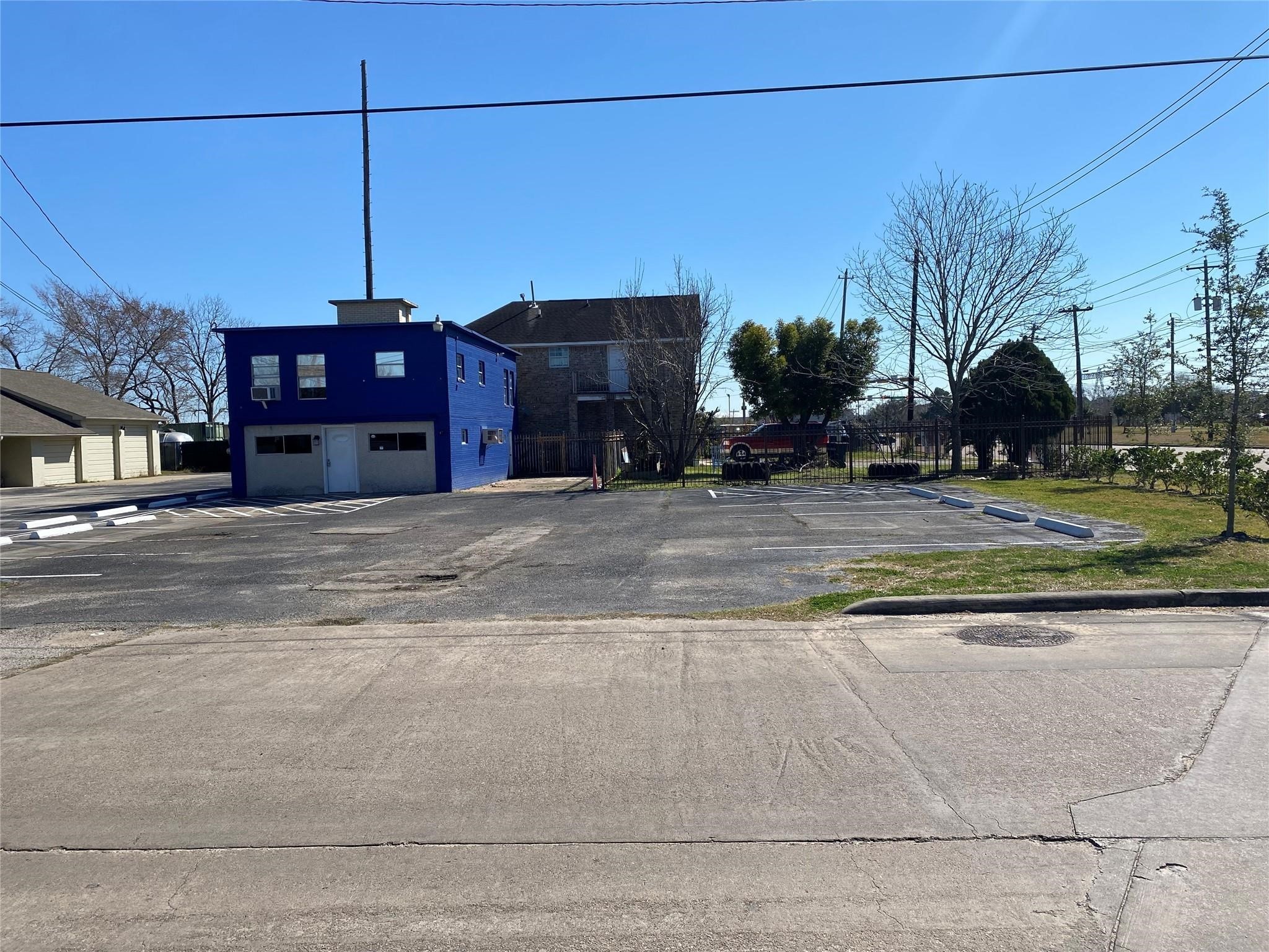 3427 Federal Road Pasadena, TX 77504 - Photo 15 of 17 a view of a house and a yard
