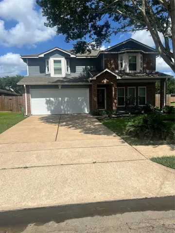 $2,000 | 3427 Federal Road, Pasadena, TX 77504