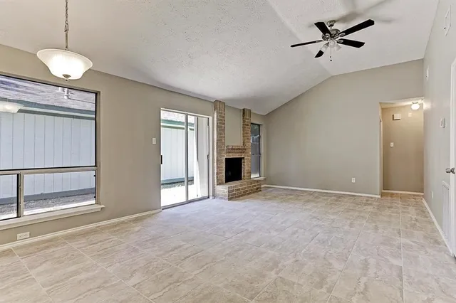 $1,700 | 20622 Broughwood Circle, Katy, TX 77449