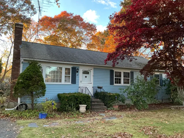 $550,000 | 29 Windshore Drive, Hyannis, MA 02601