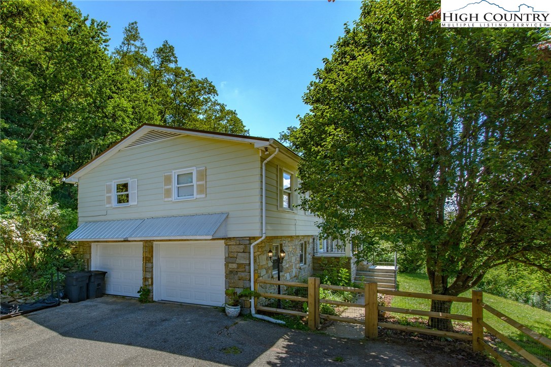 610 Pinnacle Drive Boone, NC 28607 - Photo 33 of 37 Gallery Image 33
